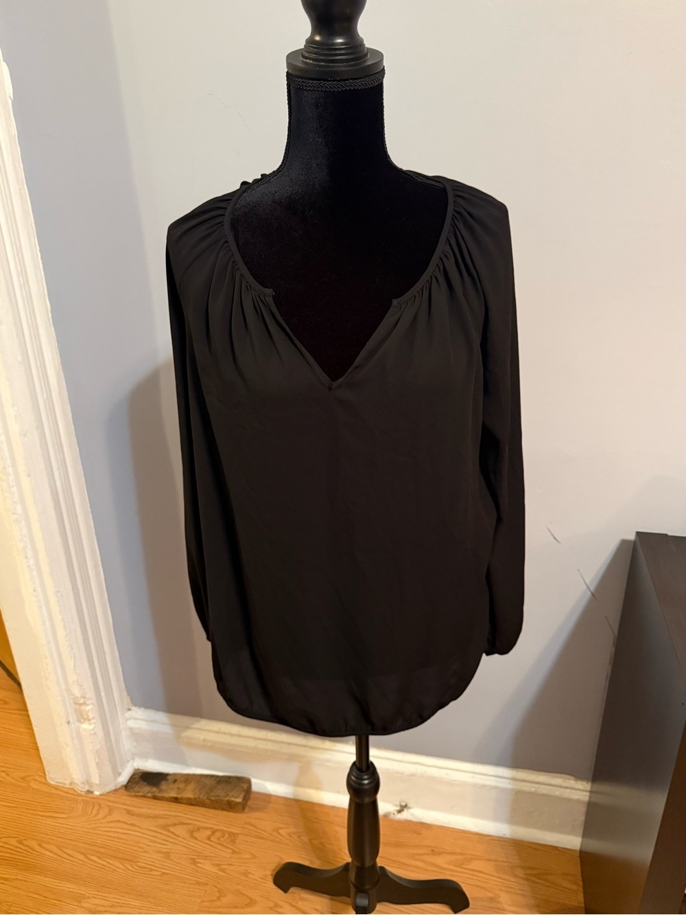 Express Black Long-Sleeve V-Neck Blouse